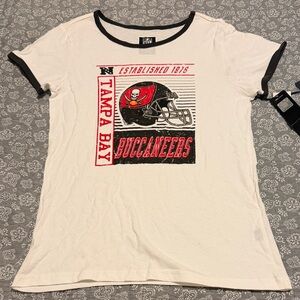 Tampa Bay Buccaneers White and Black Women's Short Sleeve Tee